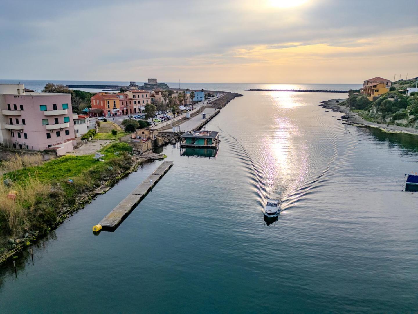 S'Apposentu - Un'Angolo Di Paradiso Con La Vista Sul Castello Bosa Εξωτερικό φωτογραφία
